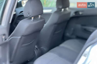 Універсал Opel Astra 2009 в 
