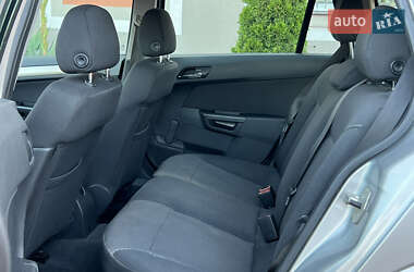 Універсал Opel Astra 2009 в 