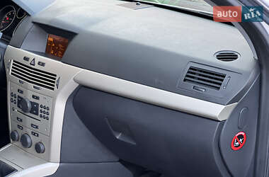 Універсал Opel Astra 2009 в 