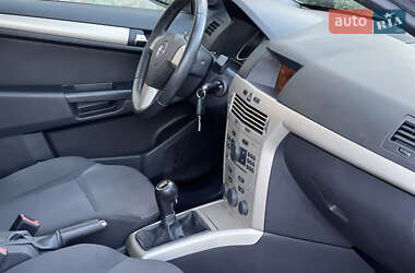 Універсал Opel Astra 2009 в 