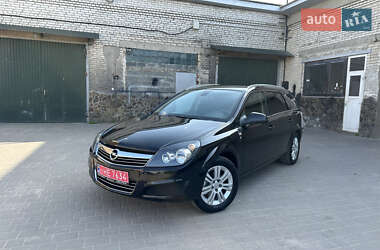 Универсал Opel Astra 2010 в Бродах