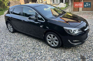 Хэтчбек Opel Astra 2014 в Калуше