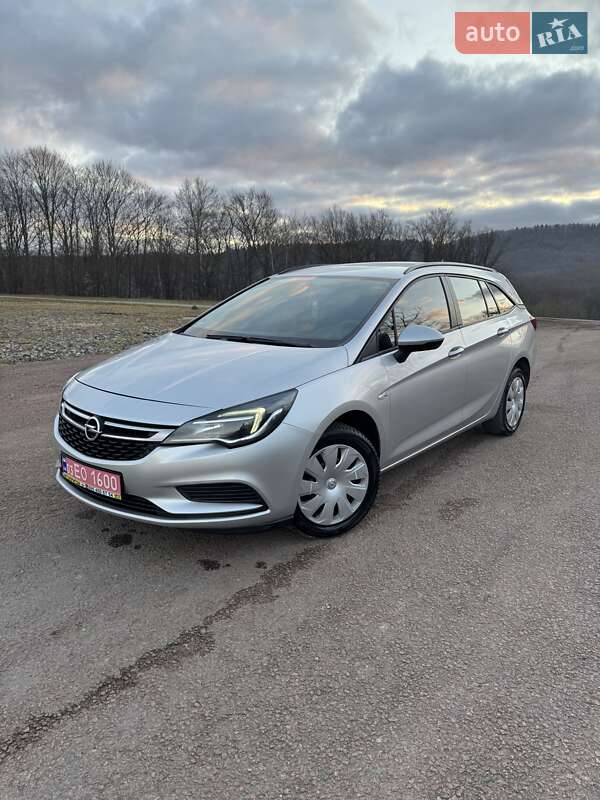 Універсал Opel Astra 2019 в Долині