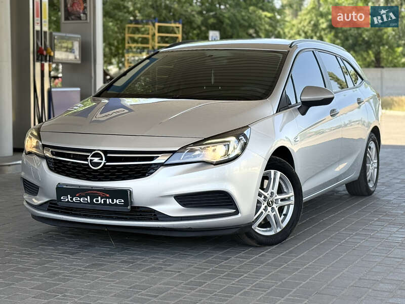 Универсал Opel Astra 2019 в 