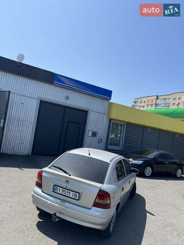 Хэтчбек Opel Astra 2004 в Полтаве