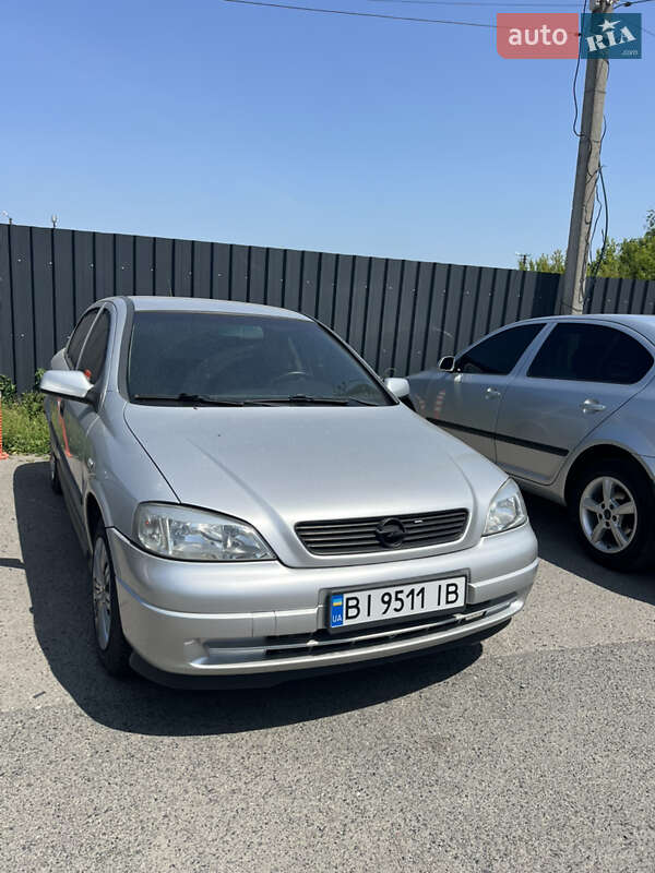 Хэтчбек Opel Astra 2004 в Полтаве