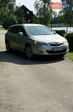 Універсал Opel Astra 2011 в 