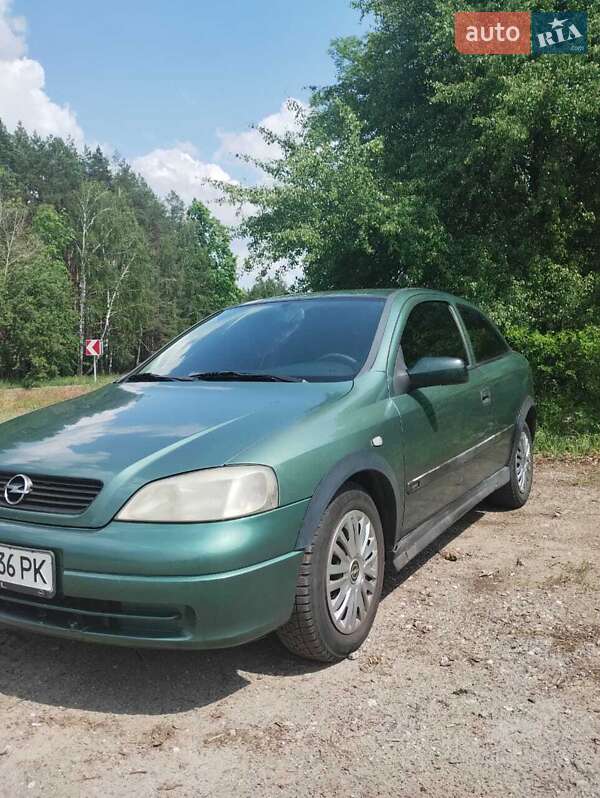 Хетчбек Opel Astra 2000 в Димері