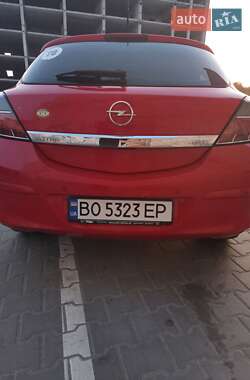 Хэтчбек Opel Astra 2007 в 