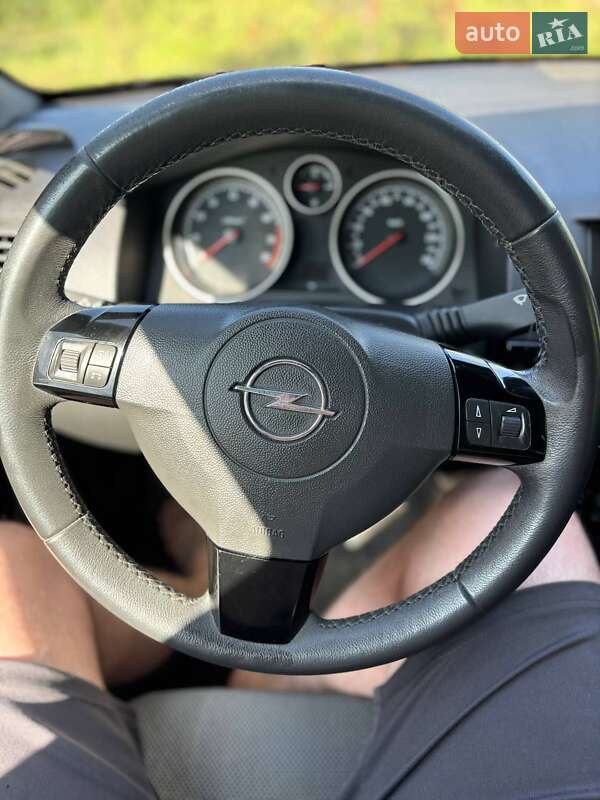 Универсал Opel Astra 2010 в Одессе фото 12 Универсал Opel Astra 2010 в Одессе