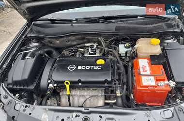 Универсал Opel Astra 2010 в 