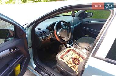 Універсал Opel Astra 2008 в 