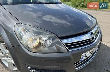 Універсал Opel Astra 2009 в 