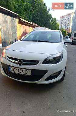 Универсал Opel Astra 2014 в Хмельницком