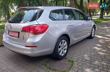 Універсал Opel Astra 2015 в Львові