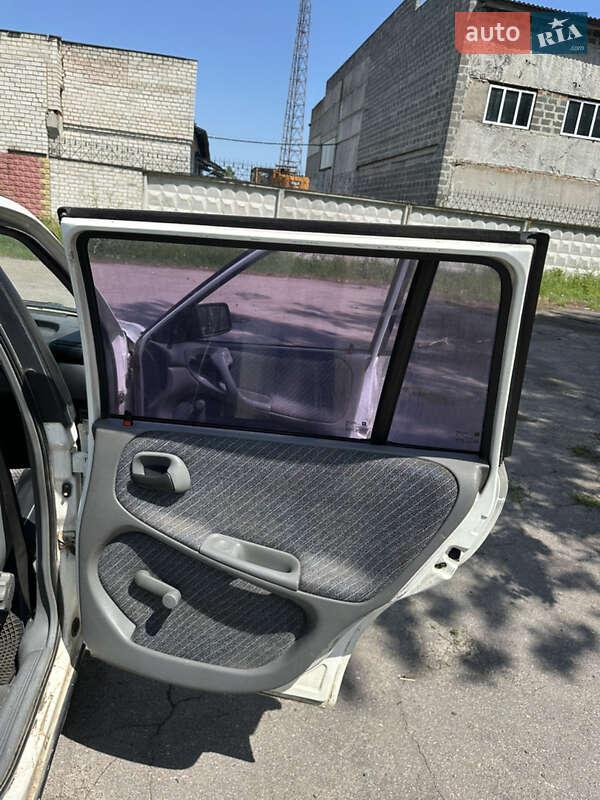 Универсал Opel Astra 1994 в Коропе