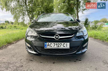 Универсал Opel Astra 2014 в 