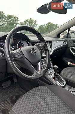Универсал Opel Astra 2017 в 