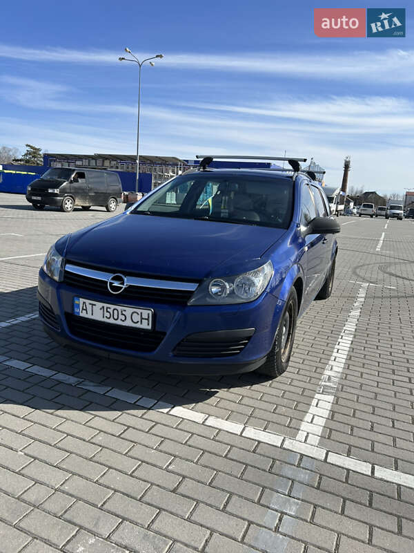 Универсал Opel Astra 2006 в Коломые
