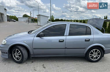 Седан Opel Astra 2007 в 
