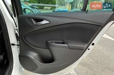 Универсал Opel Astra 2019 в 