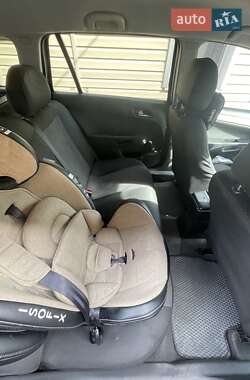 Универсал Opel Astra 2008 в 