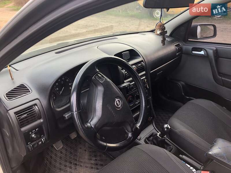 Седан Opel Astra 2008 в Харкові