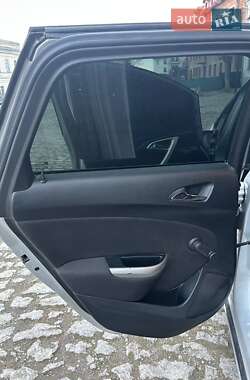 Универсал Opel Astra 2012 в 