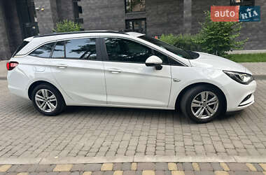 Универсал Opel Astra 2019 в 