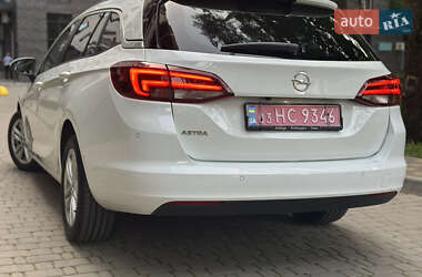 Универсал Opel Astra 2019 в 