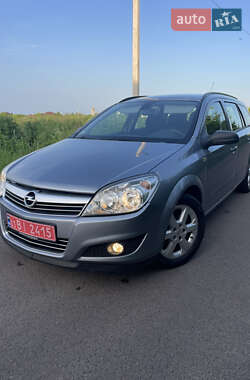 Универсал Opel Astra 2007 в Луцке