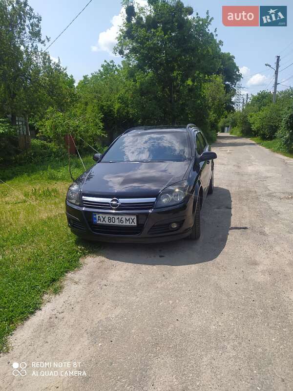 Универсал Opel Astra 2006 в 