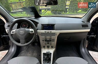 Универсал Opel Astra 2009 в 