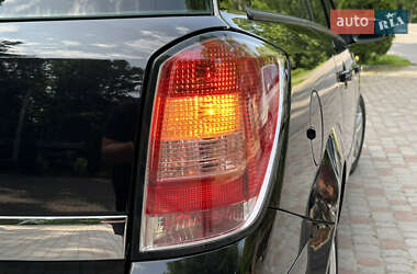 Универсал Opel Astra 2009 в 