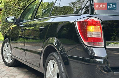 Универсал Opel Astra 2009 в 