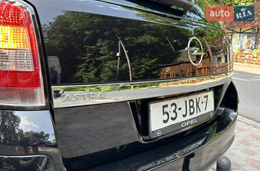 Универсал Opel Astra 2009 в 