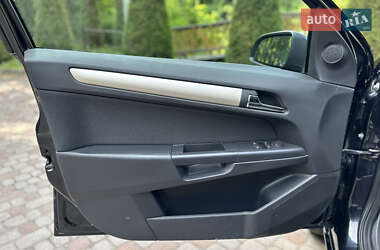 Универсал Opel Astra 2009 в 