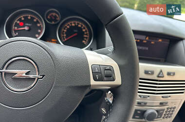Универсал Opel Astra 2009 в 