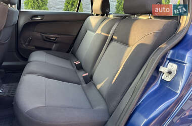 Универсал Opel Astra 2007 в 