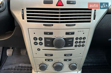 Универсал Opel Astra 2007 в 