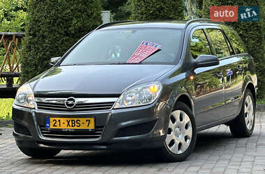 Универсал Opel Astra 2009 в Дрогобыче