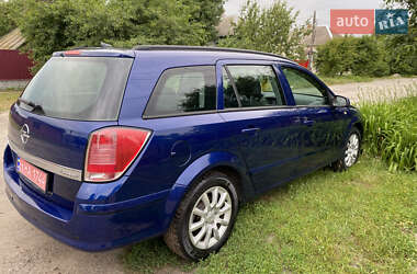 Универсал Opel Astra 2005 в 
