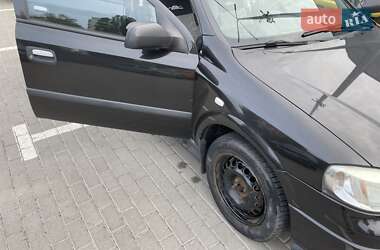 Седан Opel Astra 2008 в 
