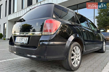 Универсал Opel Astra 2005 в 