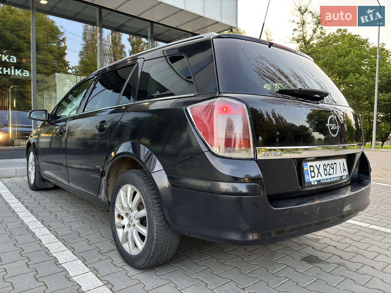 Универсал Opel Astra 2005 в Хмельницком