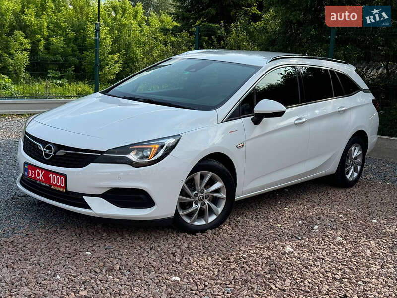 Универсал Opel Astra 2021 в Дрогобыче