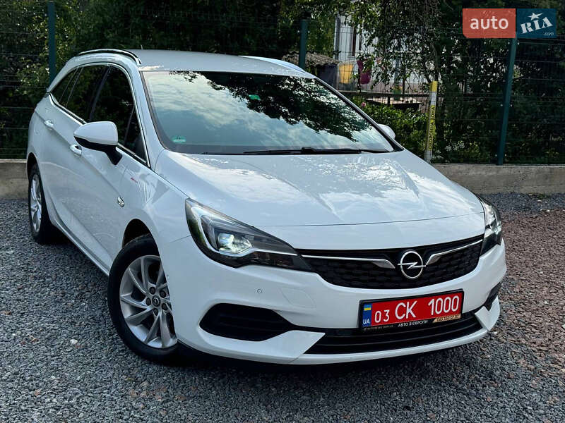Универсал Opel Astra 2021 в Дрогобыче