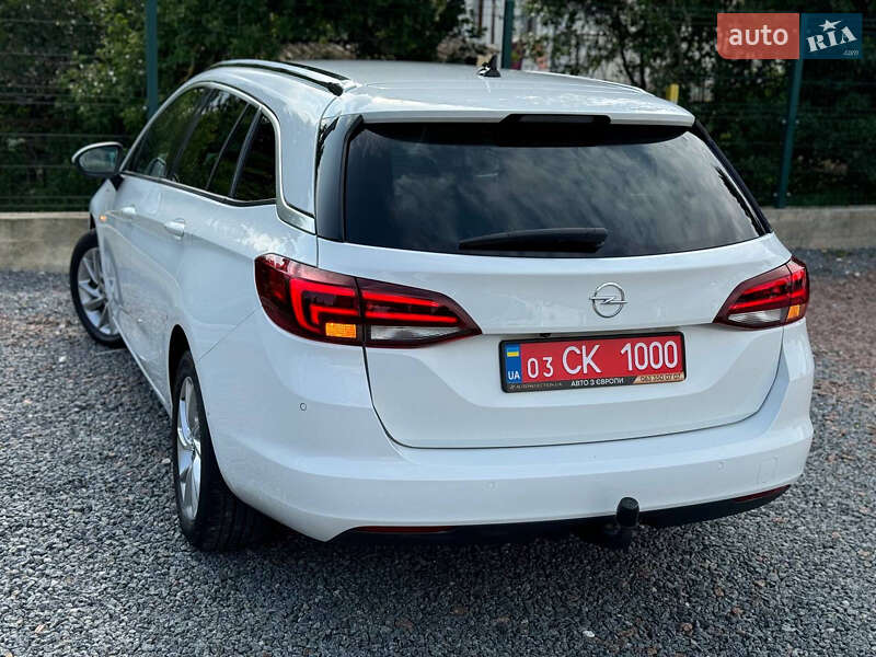 Универсал Opel Astra 2021 в Дрогобыче