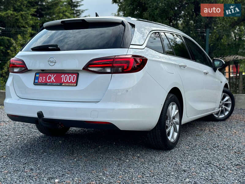 Универсал Opel Astra 2021 в Дрогобыче