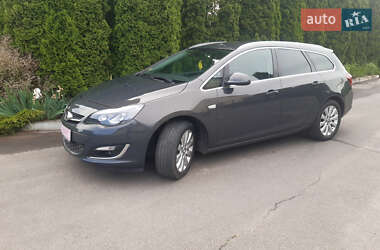 Універсал Opel Astra 2016 в Нововолинську